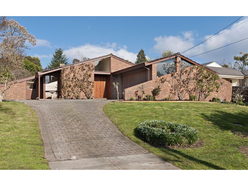 10 Huntingdale Drive, Chirnside Park VIC 3116