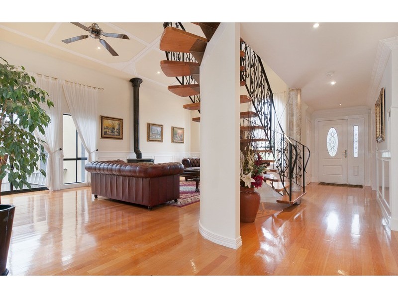 2 Walter-lynch Way, Chirnside Park VIC 3116