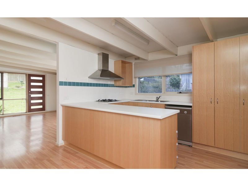 1/12 Central Avenue, Mooroolbark VIC 3138