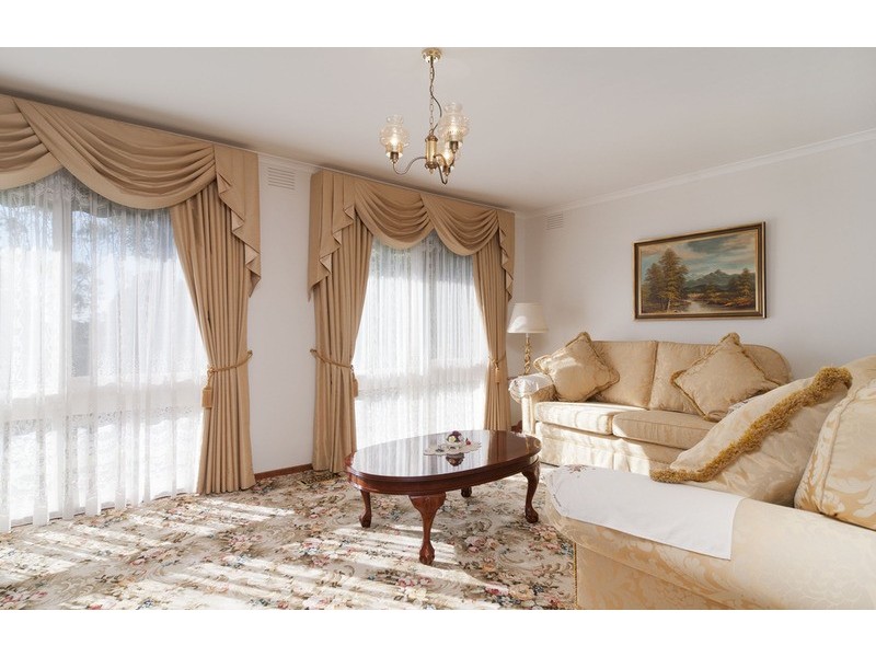 24 Copeland Drive, Montrose VIC 3765