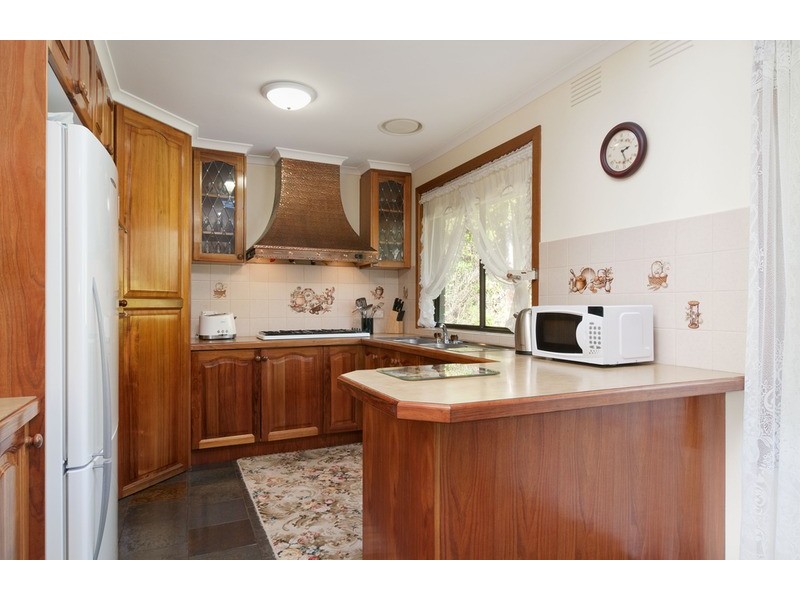 24 Copeland Drive, Montrose VIC 3765