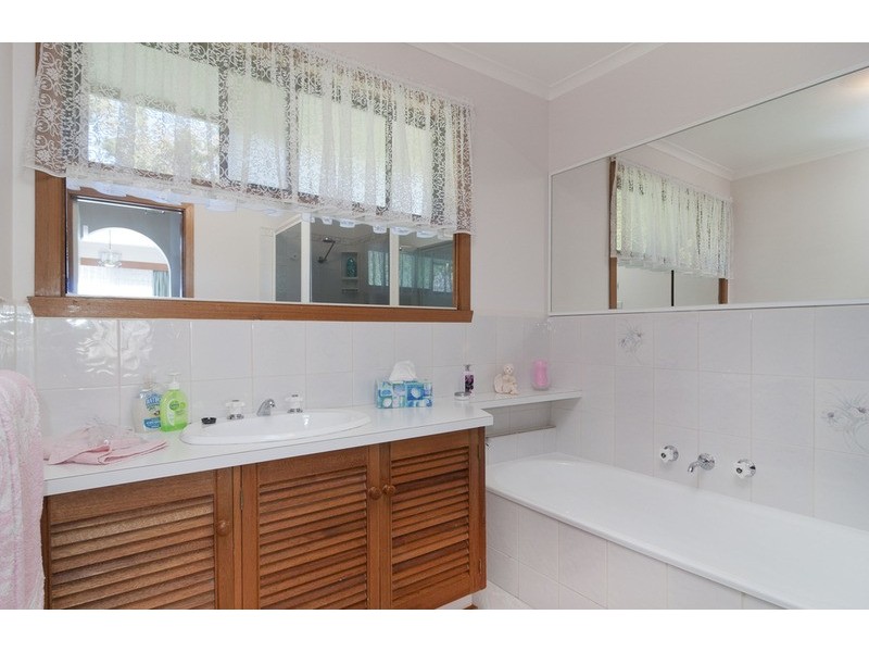 24 Copeland Drive, Montrose VIC 3765