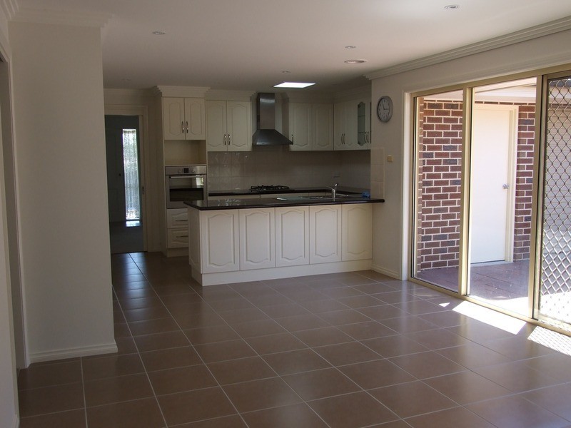 35 Elms Road, Mooroolbark VIC 3138