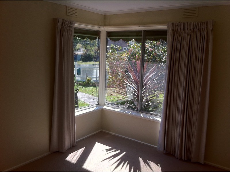 77 Esther, Mooroolbark VIC 3138