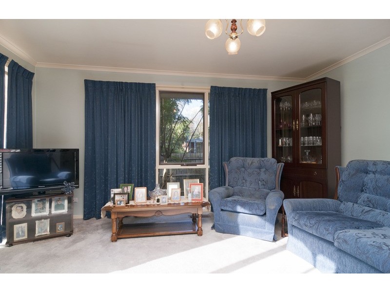 42 Cameron Road, Croydon VIC 3136