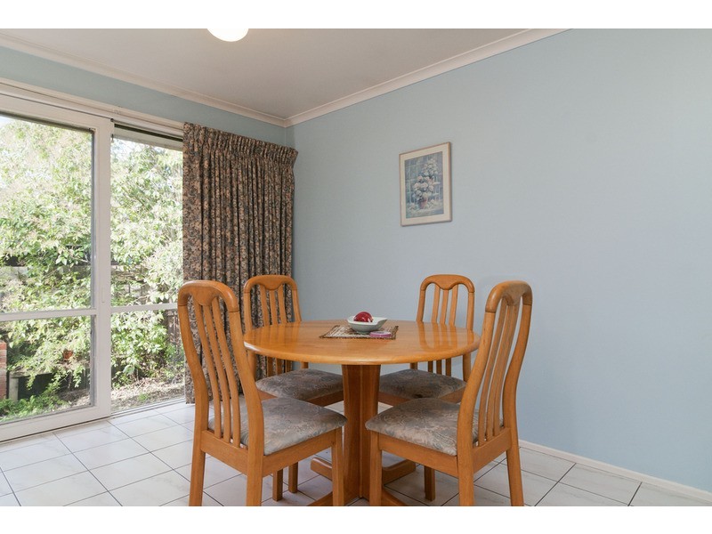 42 Cameron Road, Croydon VIC 3136