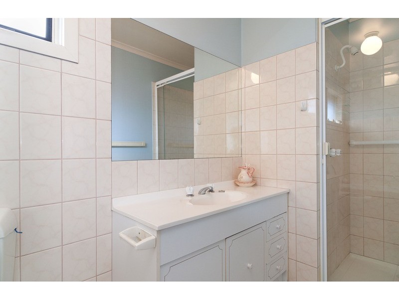 42 Cameron Road, Croydon VIC 3136