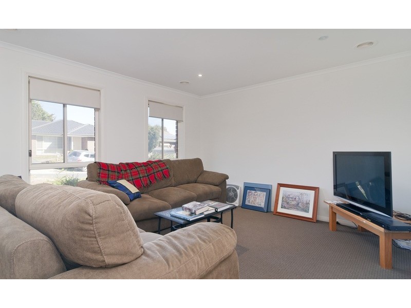36 Elms  Road, Mooroolbark VIC 3138