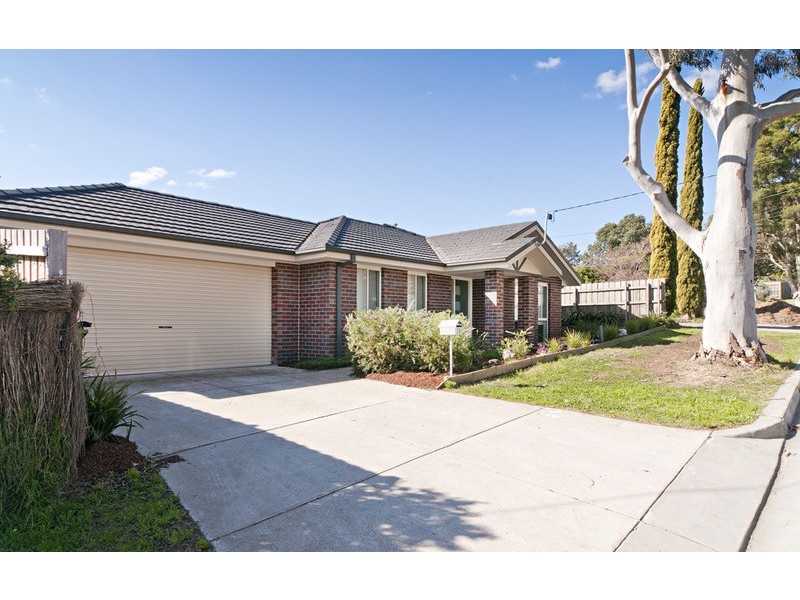 36 Elms  Road, Mooroolbark VIC 3138