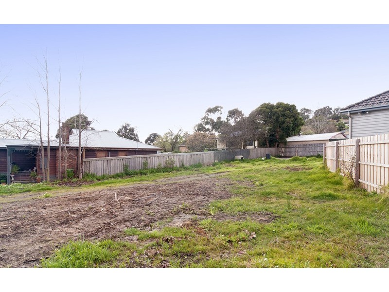 1b/35 Queen Road, Lilydale VIC 3140