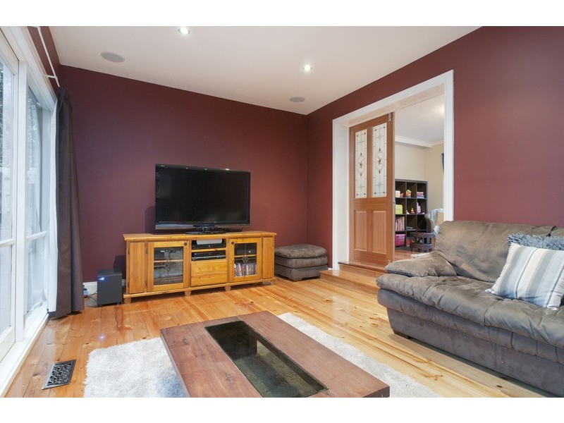 4 Warranwood Road, Warranwood VIC 3134