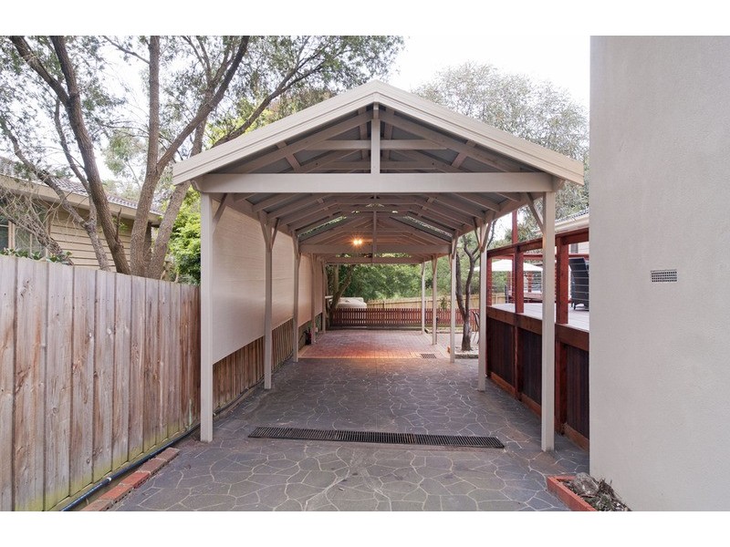 4 Warranwood Road, Warranwood VIC 3134