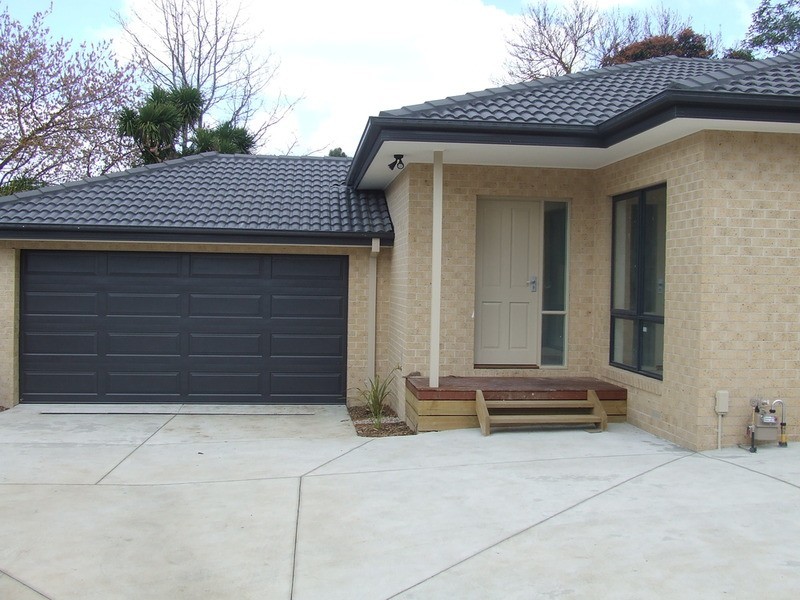 12A Lansell Road, Mooroolbark VIC 3138