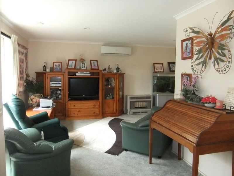9 Green Street, Mooroolbark VIC 3138