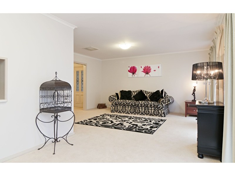 42 Country Club Drive, Chirnside Park VIC 3116