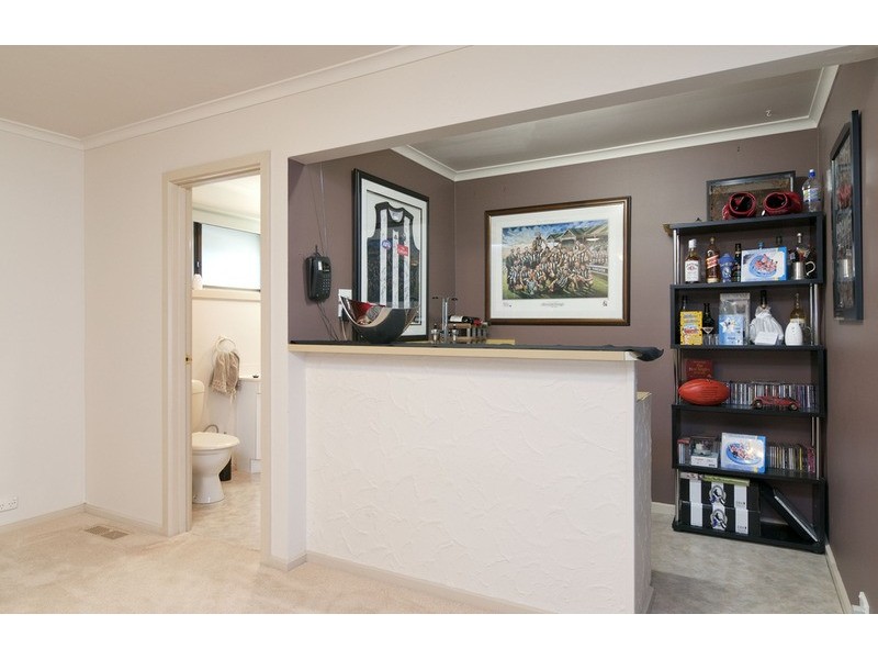 42 Country Club Drive, Chirnside Park VIC 3116