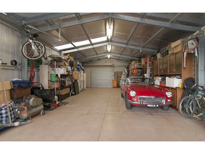 42 Country Club Drive, Chirnside Park VIC 3116