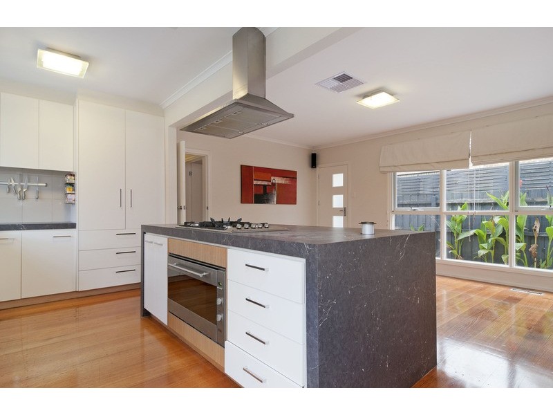 2/6 Wordsworth Street, Mooroolbark VIC 3138