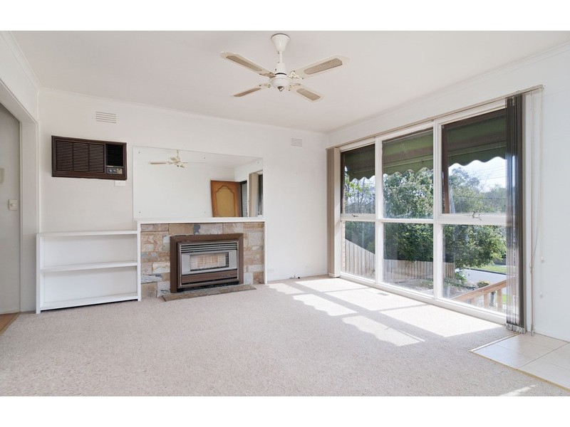 60 Cardigan Road, Mooroolbark VIC 3138