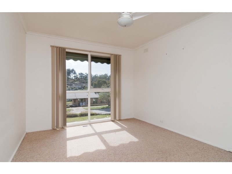 60 Cardigan Road, Mooroolbark VIC 3138