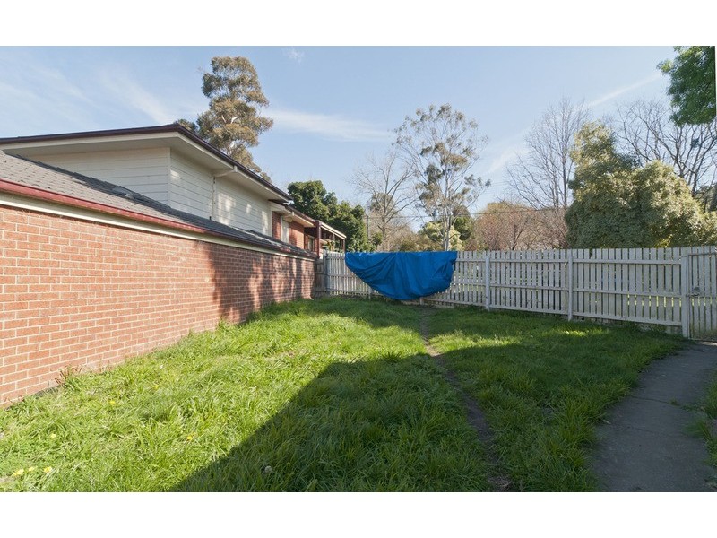 10 Warrien Road, Croydon VIC 3136