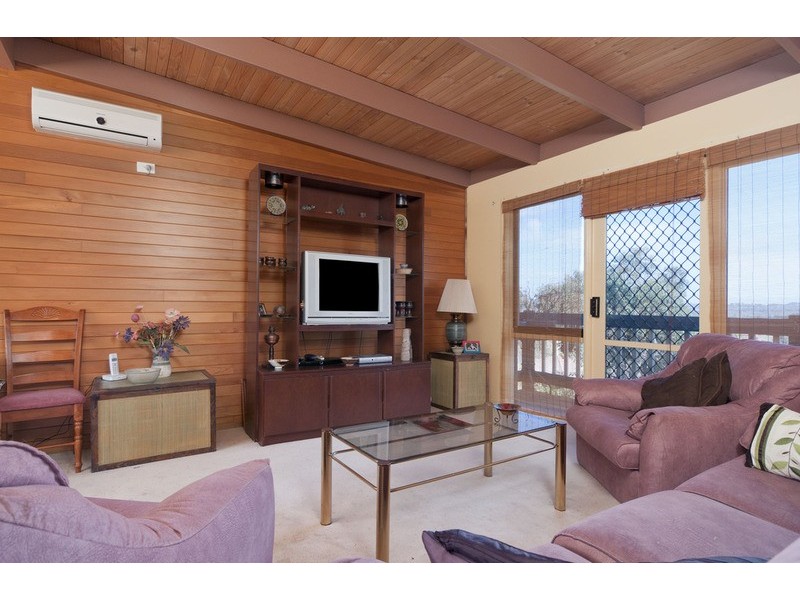 17 Edward Road, Chirnside Park VIC 3116