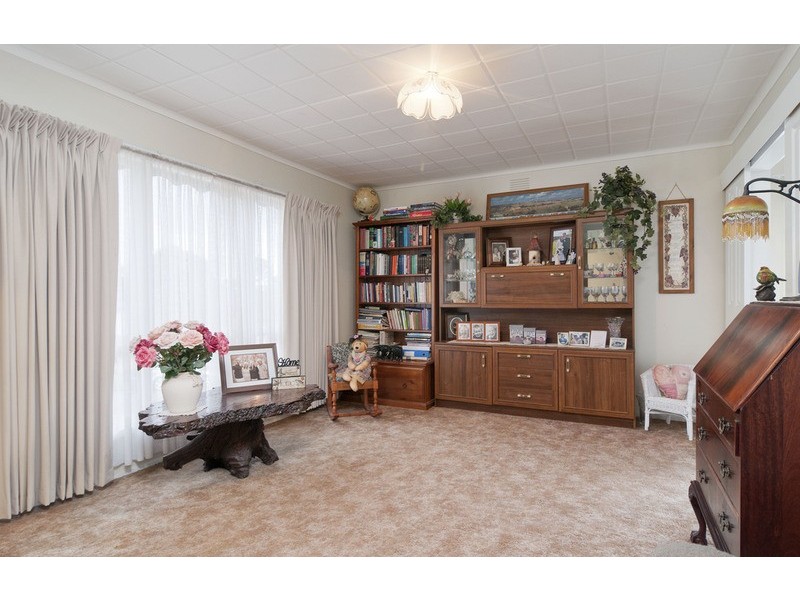 10 Coolabah Street, Mooroolbark VIC 3138