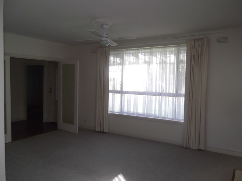 1/11 Wordsworth Street, Mooroolbark VIC 3138