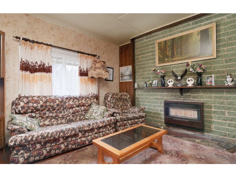 43 Terrigal Crescent, Kilsyth VIC 3137
