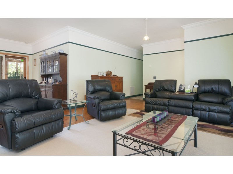 55 Cambridge Road, Mooroolbark VIC 3138