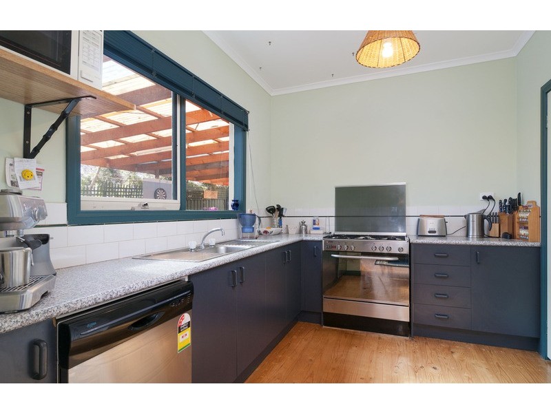 55 Cambridge Road, Mooroolbark VIC 3138