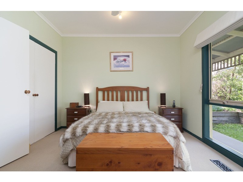 55 Cambridge Road, Mooroolbark VIC 3138