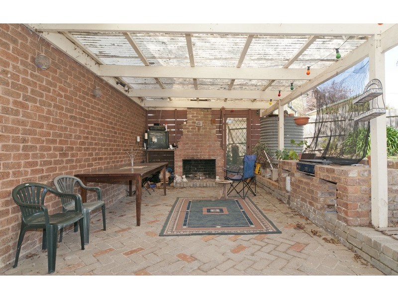 13 Zina Grove, Mooroolbark VIC 3138