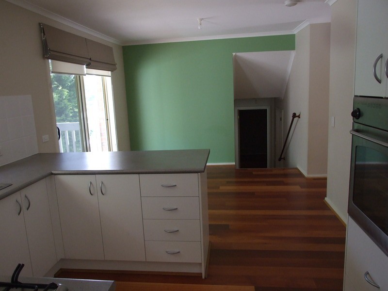 10/8-10 Wyuna Walk, Mooroolbark VIC 3138