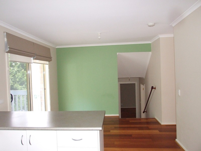 10/8-10 Wyuna Walk, Mooroolbark VIC 3138