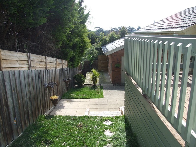 10/8-10 Wyuna Walk, Mooroolbark VIC 3138