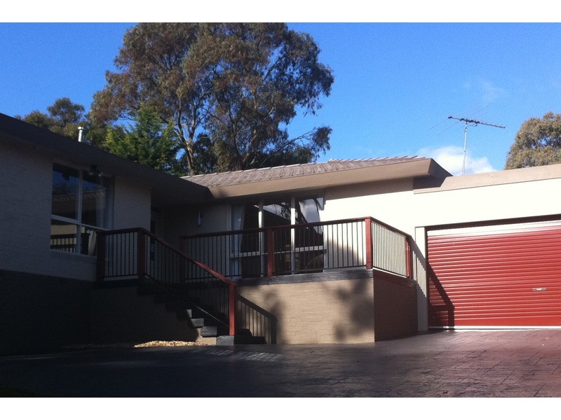 86 Hawthory  Road, Kilsyth VIC 3137