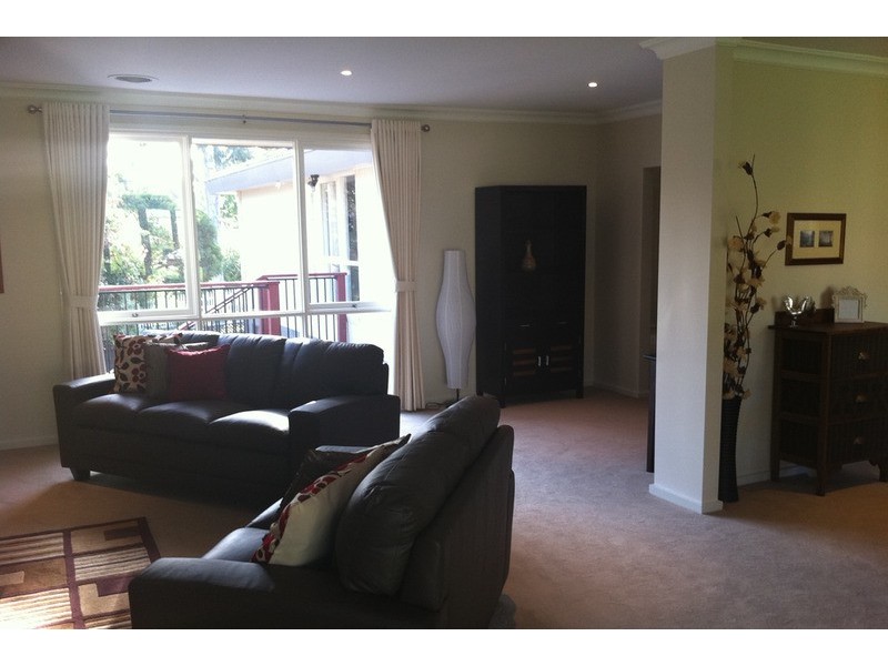 86 Hawthory  Road, Kilsyth VIC 3137