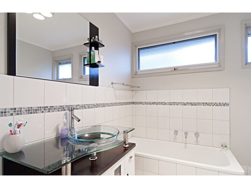 16/18 Alfrick  Road, Croydon VIC 3136