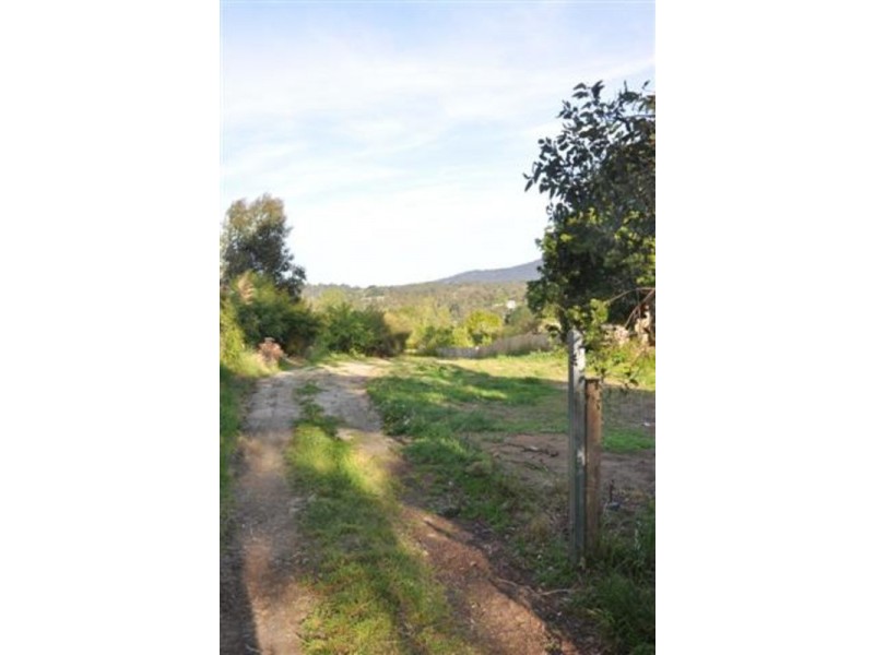 22 Elms Road, Mooroolbark VIC 3138