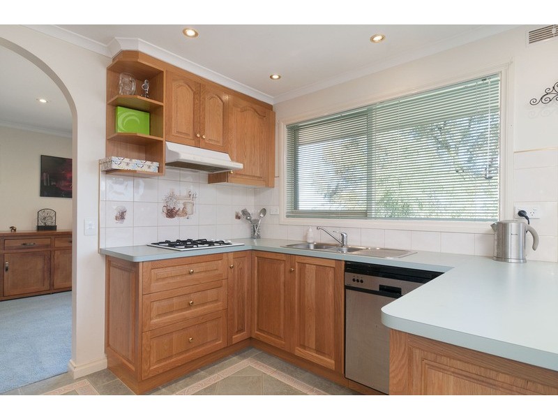 63 Woodville Road, Mooroolbark VIC 3138