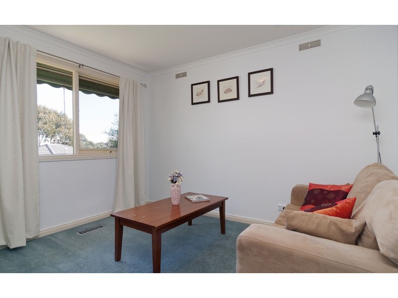 63 Woodville Road, Mooroolbark VIC 3138
