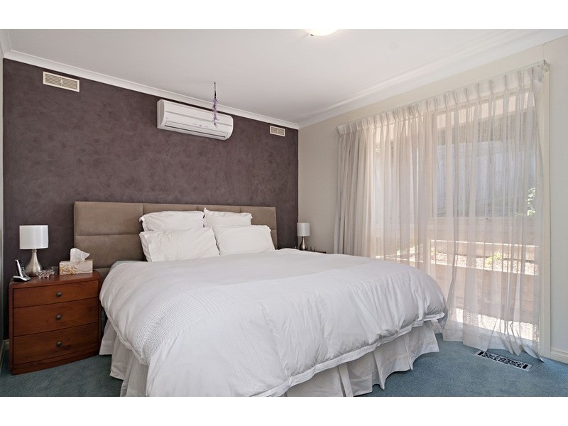 63 Woodville Road, Mooroolbark VIC 3138