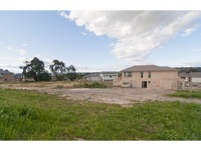 47 The Range Boulevard, Croydon VIC 3136