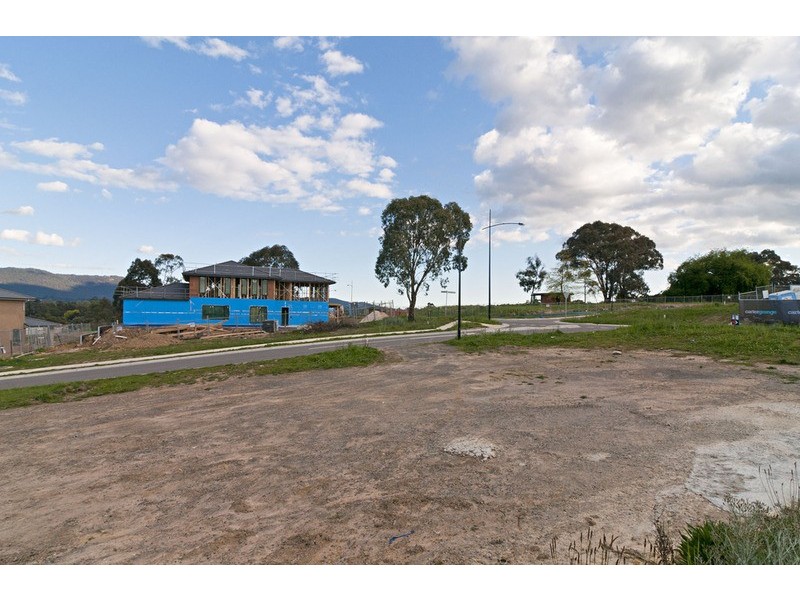 47 The Range Boulevard, Croydon VIC 3136