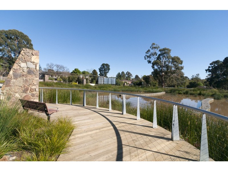 47 The Range Boulevard, Croydon VIC 3136
