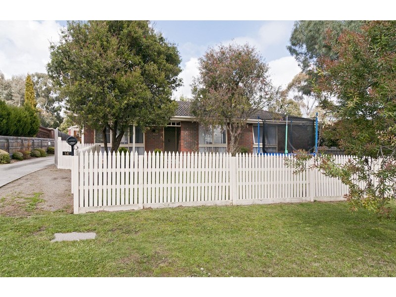 14 Anthony Drive, Chirnside Park VIC 3116