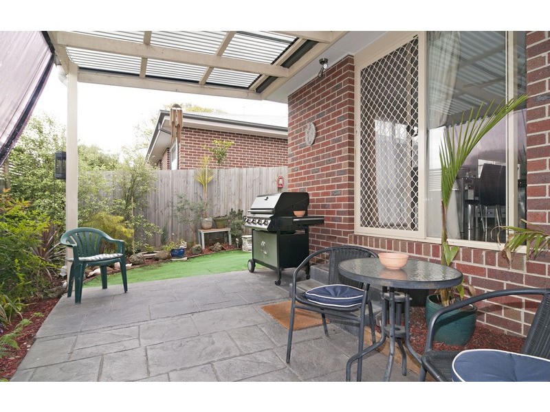 4 Dunoon Street, Mooroolbark VIC 3138