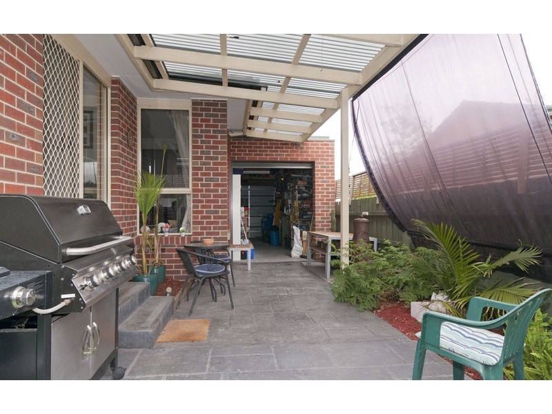 4 Dunoon Street, Mooroolbark VIC 3138