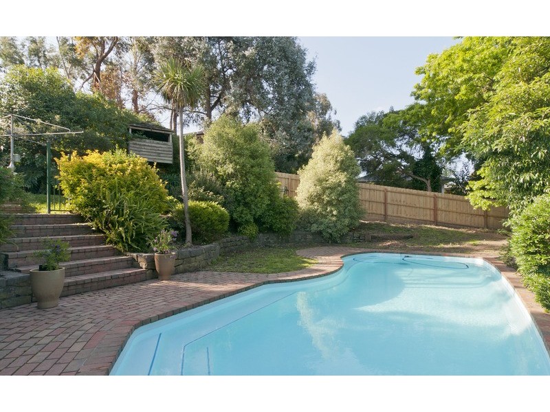 3 Alawara Drive, Mooroolbark VIC 3138